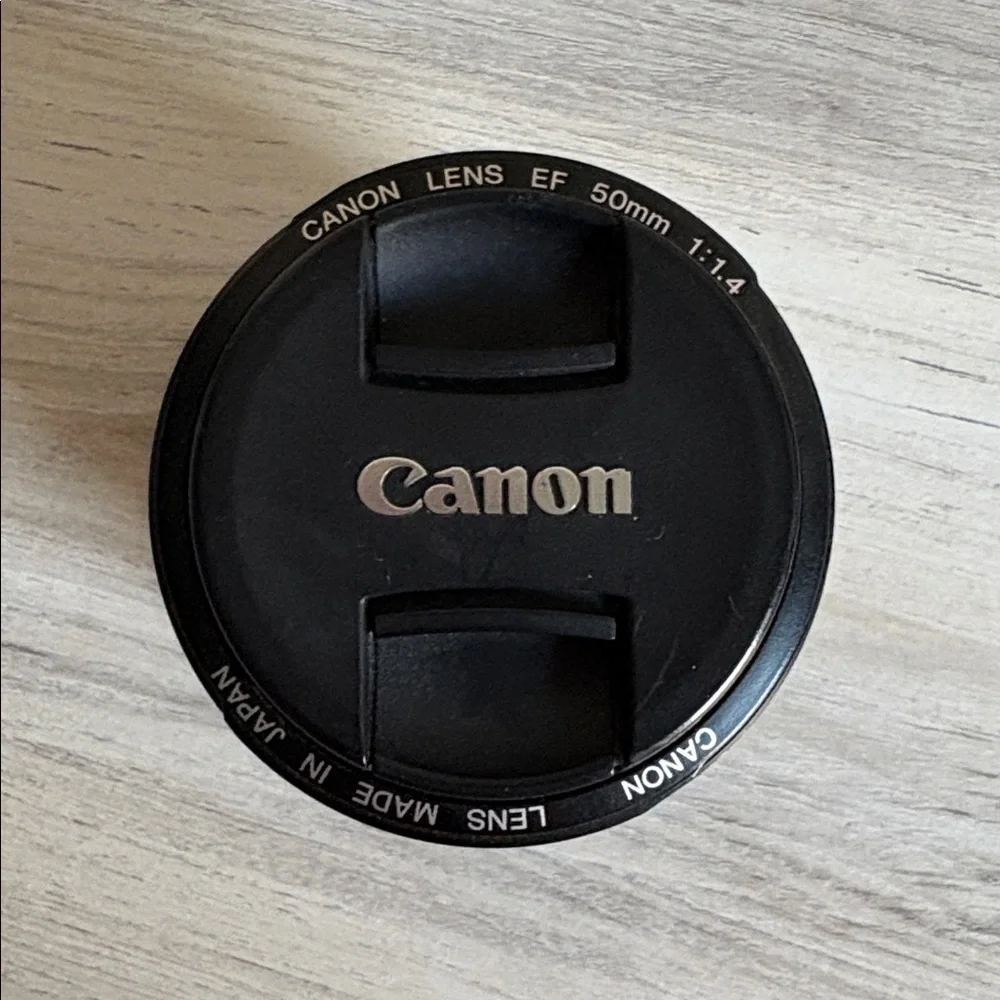 Canon 50mm lens 1.4 EF